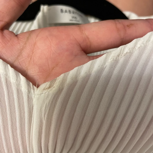 Aritzia Babaton Damien Blouse - Picture 2 of 4